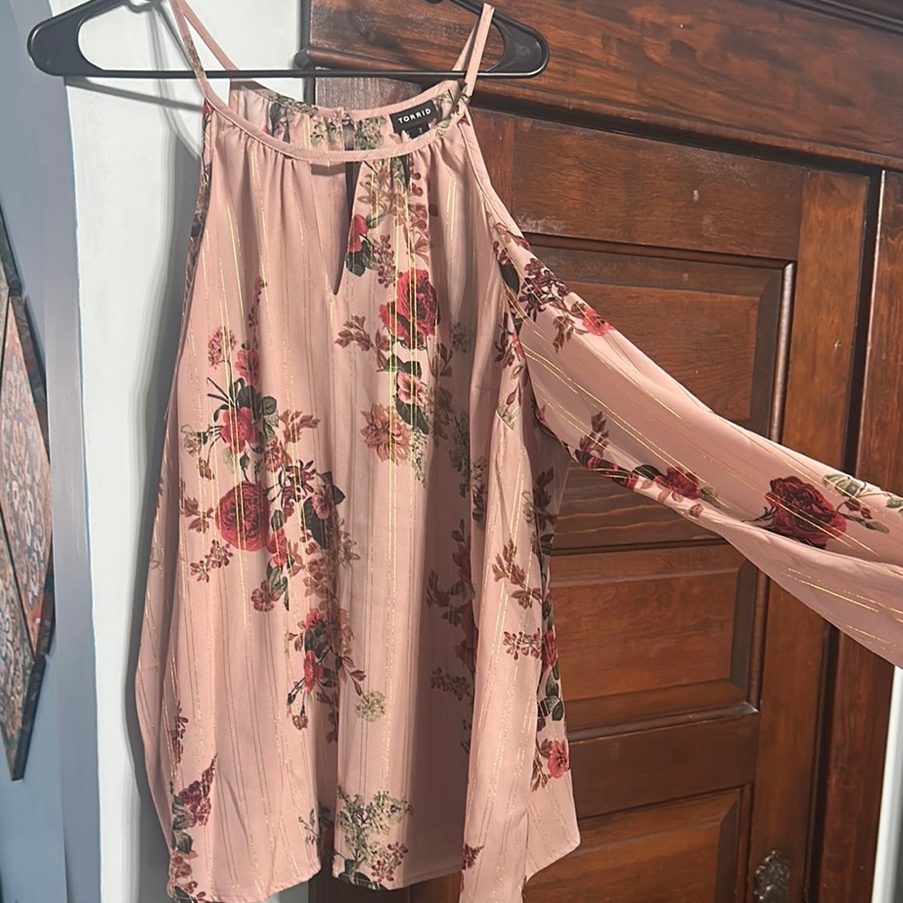 Torrid Floral Print Cold Shoulder Top with Gold Accents